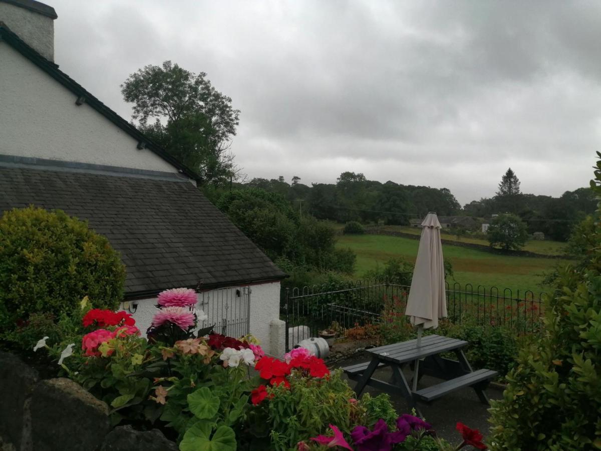 The Brown Horse Inn Winster  Buitenkant foto